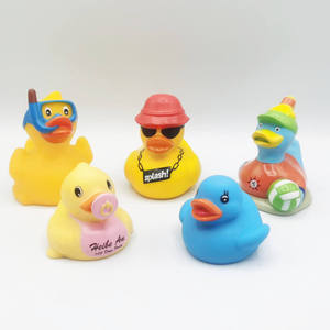Regalo promocional de Navidad pato de goma amarillo flotante juguete de baño de Navidad bebé pato amarillo juguete para niños para jugar con agua - Product Image 5