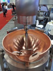 Nouvelle conception Mélangeur-cuiseur inclinable en cuivre 100-600L avec cuve en cuivre et mélange planétaire pour produits sucriers |   Prix d'usine, vente chaude - Product Image 3