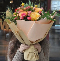 Papier d'emballage pour fleurs, papier ondulé uni, matériaux d'emballage pour bouquets, pour fleuristes.