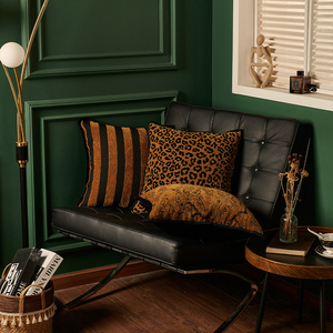 1PC <span class=keywords><strong>Housse</strong></span> <span class=keywords><strong>de</strong></span> coussin <span class=keywords><strong>de</strong></span> canapé moderne en velours tissé, broderie léopard/à rayures/branche <span class=keywords><strong>de</strong></span> pin, luxe pour la maison et l'hôtel - Product Image 1