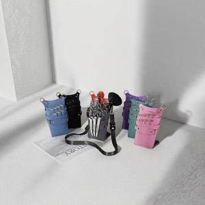 Sac à outils de <span class=keywords><strong>coiffeur</strong></span> en cuir avec 7 poches Fermeture à boucle Modèle de marque OEM Vente en gros disponible Personnalisation ODM/OEM - Product Image 5