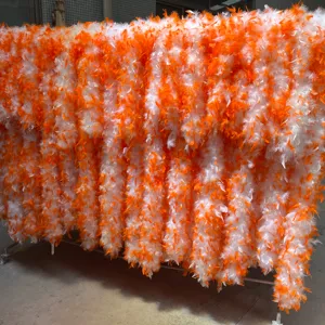 Vente en gros de boa de plumes de couleurs teintes moelleuses écologiques 35g 40g 100g Boas de plumes de chandelle de dinde pour la décoration de carnaval de fête