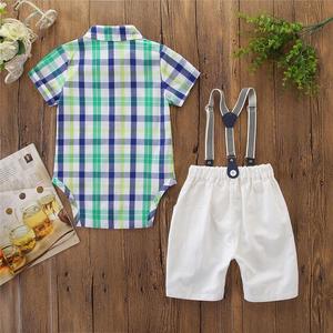 Completo Estivo per Neonati e Bambini: Pagliaccetto a Maniche Corte con Papillon a Quadri + Pantaloncini con Bretelle - Abito Formale da Gentiluomo - Product Image 3