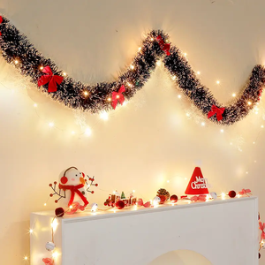 Guirlande de Noël de 2 m pour la maison, la fête, le mur, les décorations d'arbre de Noël avec nœud et lumières LED - Product Image 1