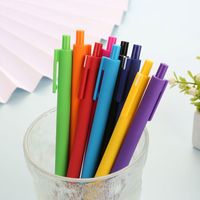 Pulpen Gel 0.5mm Hitam Plastik Tulisan Halus Kantor Sekolah Logo Custom Hemat Biaya
