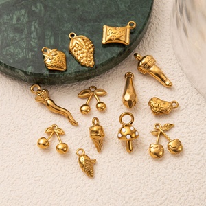Abundancia y Fortuna |   Colgantes de Acero Inoxidable con Baño de Oro PVD de 18K con Diseño de Frutas para la Creación de Joyas, Amuleto de la Suerte y la Prosperidad - Product Image 3