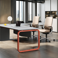 Bureau d'ordinateur modulaire moderne et personnalisable à deux sections avec panneaux en métal et en bois, bureau de direction RTA