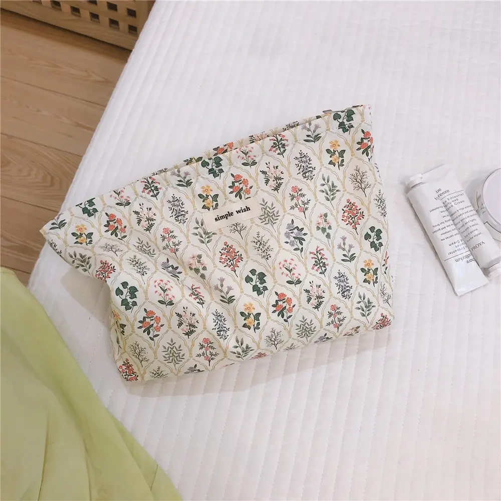 Cosmetics and Skincare Products Organizing Bag Custom Design Makeup Pouch for Travel Organizer Cosmetic Bag Women Bag