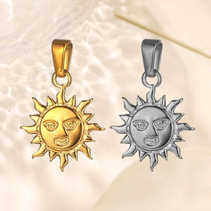 Collar con Colgante de Sol y Sonrisa Chapado en Oro de 18k, Colgante de Moda Yin Yang de Acero Inoxidable con Diseño de Sol y Luna - Product Image 1