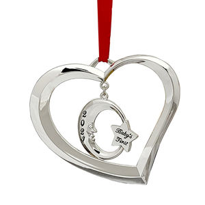 Lune et coeur en argent Ornement souvenir de <span class=keywords><strong>mon</strong></span> premier <span class=keywords><strong>Noël</strong></span> pour bébé Taille personnalisée pour la célébration du <span class=keywords><strong>1er</strong></span> <span class=keywords><strong>Noël</strong></span> de bébé - Product Image 1