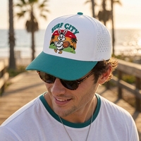 Casquette de baseball bicolore blanc et turquoise respirante, perforée au laser, 5 panneaux, pour sports de plein air et golf, avec logo graphique personnalisé