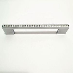 Tirador Minimalista Kosin CX173 de ZAMAK Cromado para Muebles de Cocina Americanos y Europeos, para Dormitorio y Baño - Product Image 5
