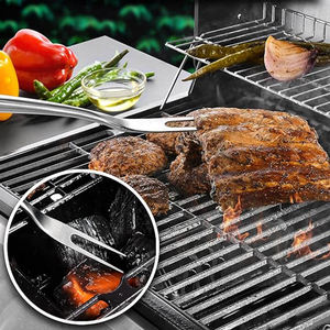 Kit d'accessoires pour barbecue d'extérieur Rose Poignée en bois robuste Outils de barbecue en acier inoxydable Ensemble d'outils de barbecue pour hommes Ensemble cadeau de luxe - Product Image 5