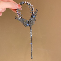 Barrette à cheveux en forme d'aile d'ange entièrement recouverte de strass brillants, élégante, avec pompon en perles, barrettes pour queue de cheval, chignon, bandeaux pour femmes et filles, accessoires pour cheveux