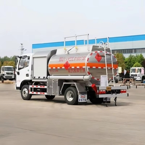 Camion-citerne Dongfeng à bas <span class=keywords><strong>prix</strong></span> pour le ravitaillement <span class=keywords><strong>d</strong></span>'avions, camion de ravitaillement en carburant aérien à vendre pour l'aéroport - Product Image 4