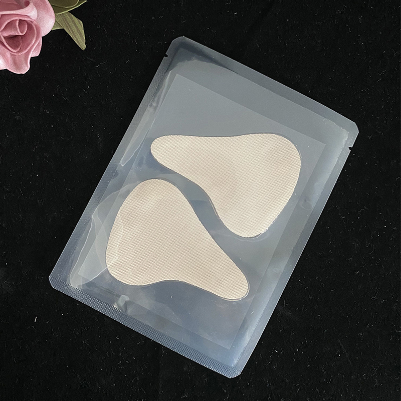 Apricot-colored fabric + transparent tray