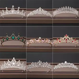 Corone e Tiare da Sposa con Strass all'Ingrosso, Accessori per Capelli da Sposa in Metallo con Cristalli, Fascinator per Donne - Product Image 1