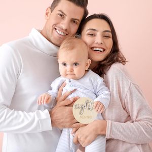 Círculos de madera Milestone para marcar los meses de bebés recién nacidos, tarjetas de hitos, marcadores de meses, discos para niños y niñas. - Product Image 6