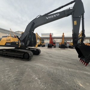 Excavadora de cadenas Volvo E210 usada, modelo 2019, 23 toneladas, motor japonés original, cucharón de 1 m³, bomba de engranajes de 120 kW de potencia eficiente. - Product Image 4