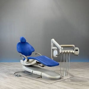 Fauteuil médical dentaire de qualité supérieure avec lampe opératoire LED réglable et traitement intégré, disponible au meilleur prix - Product Image 5