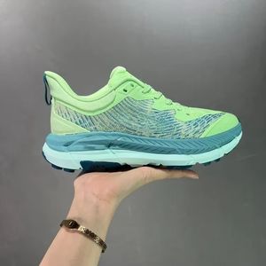 Nouvelles Chaussures de Course et Baskets Designer pour Femmes et Hommes Mafate Speed 4 Antidérapantes à Motif, Rehaussantes, Style Marche - Product Image 6