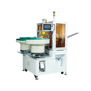 Non-standard customization automatic extendable catheter mount assembly station