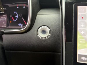 2021 GRIS, El Nuevo Auto de Marca Coreana, Diésel Gris 2.0, Sin Accidentes, Precio Razonable, SUV, Asientos Calefactables y Ventilados - Product Image 4