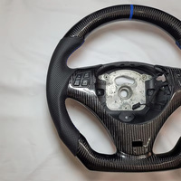 Volant en cuir perforé en fibre de carbone personnalisé pour BMW E90 E92 E93 volant de voiture