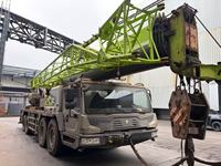 Vente directe de grue de levage montée sur véhicule d'occasion, 50 tonnes, 42 mètres, système hydraulique complet, moteur à force fixe, bras à cinq sections