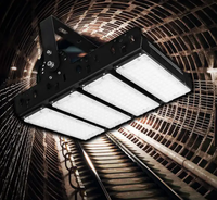L'aéroport de poteau de football du haut mât IP65 a mené la lumière d'inondation 50w 100w 150w 200w 250w 300w Tunnel mené la lumière de module