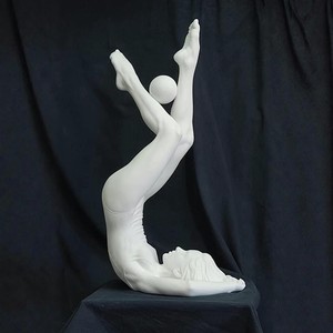Statue sculptée à <span class=keywords><strong>la</strong></span> main des Trois Grâces en marbre blanc massif classique, sculpture féminine nue pour l'aménagement paysager intérieur et extérieur - Product Image 3