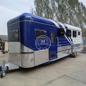Remorque de transport de luxe pour 3 chevaux avec espace habitable et chariots – Idéale pour un transport efficace des chevaux - Product Image 3