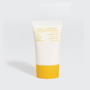 Crème éclaircissante à la nicotinamide et à l'acide tranexamique SPF50+ PA++++, lotion solaire <span class=keywords><strong>anti</strong></span>-cicatrices, <span class=keywords><strong>anti</strong></span>-imperfections, régulatrice de sébum et resserrante des pores, 50 ml - Product Image 4
