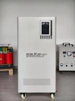 Stabilisateur de tension triphasé TNS-80KVA 50/60hz, modèles les plus vendus pour les hôtels/les écoles/les équipements de bureau