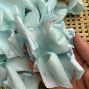 Pétales de rose séchés et préservés de qualité supérieure, 100 % naturels, pour décoration de mariage ou artisanat DIY - Product Image 1