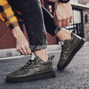 Baskets mode lumineux en gros épaisse semelle souple hommes femmes chaussures plates chaussures décontractées - Product Image 6