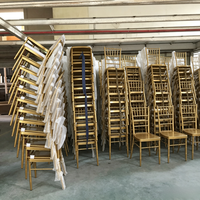 Chaise Chiavari empilable dorée, démontable, en gros, avec structure en métal ou en résine, pour usage extérieur, repas, mariages, banquets, salles de réception