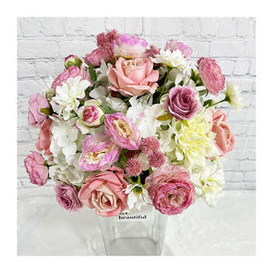 Arreglo floral romántico de seda rosa y blanca con rosas moradas y claveles, centros de mesa hechos a mano para decoración de bodas - Product Image 2