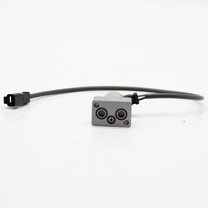 Vanne solénoïde hydraulique à quatre voies 200-8MO pour usage industriel - Product Image 3