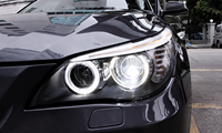 Phares avant JY pour BMW Série 5 E60 (2003-2010) avec lentilles LED Angel Eye pour feux de croisement, installation Plug-and-play pour rénovation