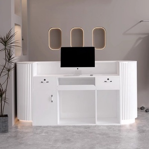 Meilleure vente de mobilier de bureau incurvé de luxe en bois ligne simple et moderne <span class=keywords><strong>comptoir</strong></span> de réception d'hôtel salon de beauté bureau de caissier - Product Image 1