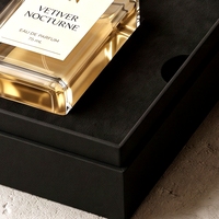 Boîte à parfum rigide noire de luxe sur mesure, style livre, avec insert magnétique, présentation pour emballage de parfum personnalisé