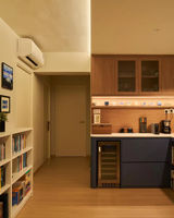 Meubles de cuisine Vermonhouzz style nordique, armoires basses bleu mat, sans poignées, unité de cuisine moderne avec portes en bois massif