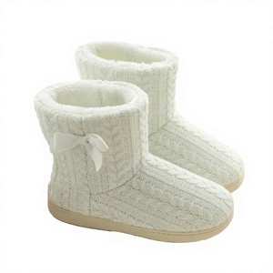 Bottes d'hiver pour femmes, filles et dames, bottes de neige à enfiler, doublure en fourrure, pantoufles chaudes pour la maison - Product Image 4