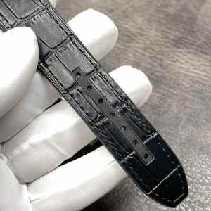 Montre pour homme de haute qualité avec un cadran serti de moissanite et entièrement ornée de diamants, best-seller - Product Image 5