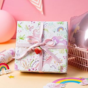 Papel de regalo con diseño de unicornio de dibujos animados coloridos, papel de regalo con forma de corazón rosa, papel de regalo para niños, baby shower - Product Image 3