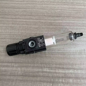 ตัวกรองและตัวควบคุมแรงดันแบบดั้งเดิม B72G-2AK-QT3-RMN ช่องต่อ PTF ขนาด 1/4 นิ้ว ตัวกรอง 40 มม. ตัวเรือนทำจากสังกะสี อุณหภูมิใช้งาน -34 องศาเซลเซียสถึง 50 องศาเซลเซียส - Product Image 1