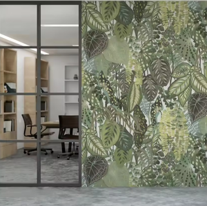 Carta da Parati Murale 3D con Foglie Verdi Tropicali, Design Innovativo per Decorazione di Ristoranti e Caffetterie - Product Image 1