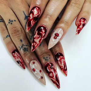 24 piezas europeas y americanas <span class=keywords><strong>de</strong></span> <span class=keywords><strong>Halloween</strong></span> brillante largo puntiagudo gota <span class=keywords><strong>de</strong></span> sangre 3D Diamante <span class=keywords><strong>de</strong></span> sangre araña roja prensa en las <span class=keywords><strong>uñas</strong></span> - Product Image 1