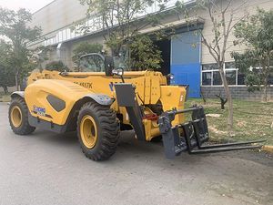 XCM-G प्रसिद्ध ब्रांड नई रसद मशीनरी Telehandler 4.5 टी XC6-4517K - Product Image 5